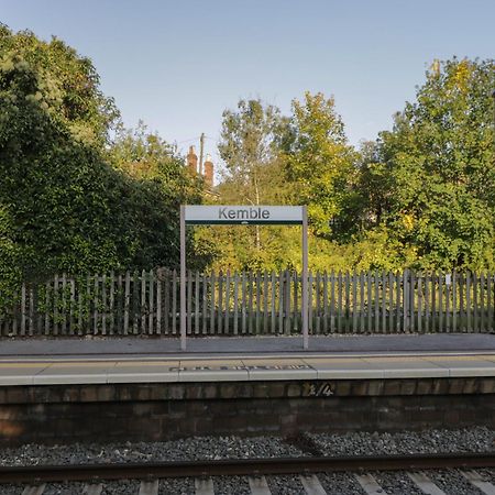 Hazel Villa Cirencester Eksteriør bilde